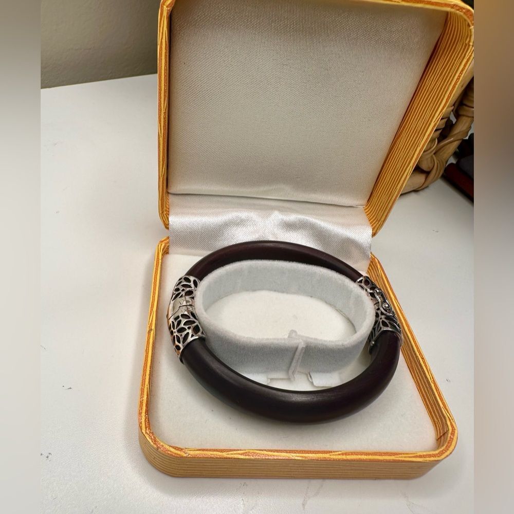 Vintage Sterling Silver & Wood Bangle Bracelet Artisan 925 Hinged Floral Clasp - Picture 2 of 12